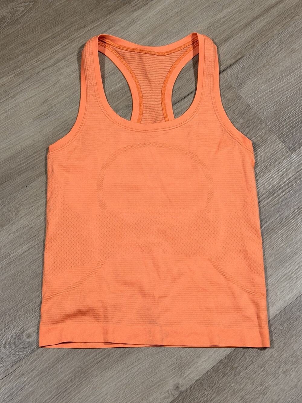 Lululemon Swiftly Tech Racerback Tank Womens Size 2 Orange Seamless Running Top